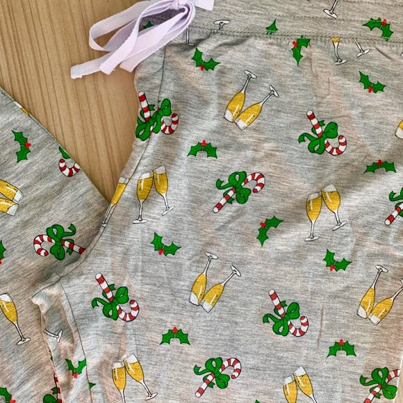 Mistletoe & Mimosas Tabitha Webb Pajama set Super Soft - Picture 7 of 9